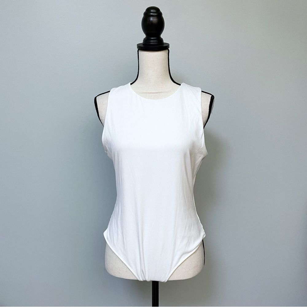House of Harlow 1960 White Sleeveless Bodysuit Size L Minimalist Tank Top